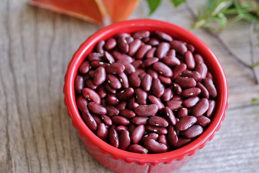 Red beans are the basis of anti-aging facial masks