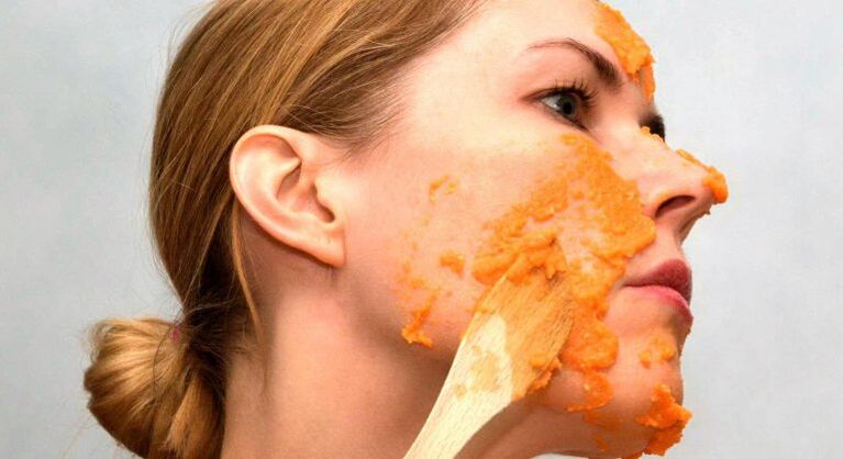 Rejuvenating carrot mask
